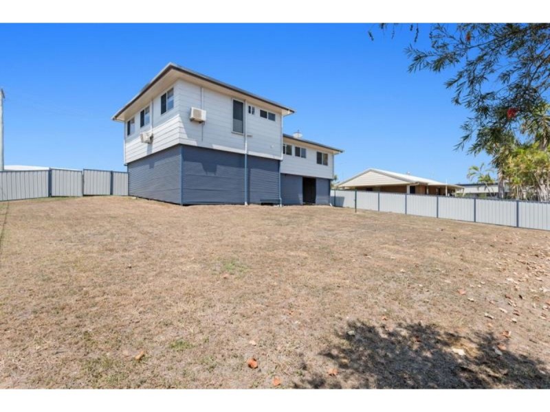 4 Broughton Street, Kawana QLD 4701